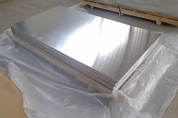 Why does aluminum turn white?